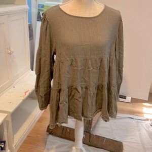 American Eagle Outfitters Olive Green Long Sleeve Babydoll Top Keyhole Back